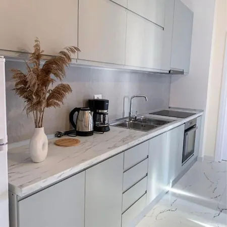 Rent Turdiu G Тирана