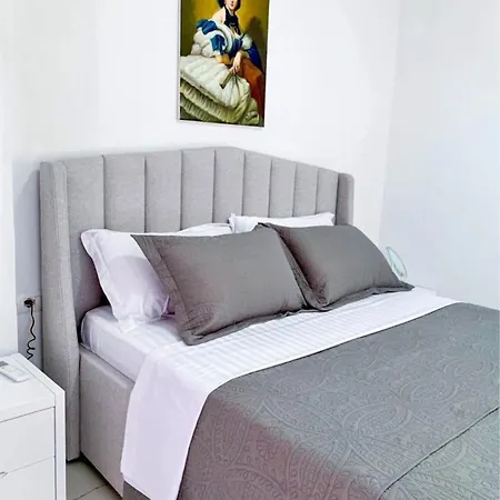 Rent Turdiu G Apartment *